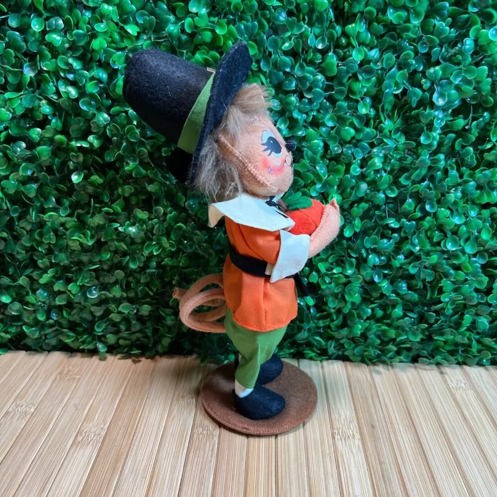 Annalee Fall Thanksgiving Pilgrim Mouse Boy Holding A Pumpkin Holiday 2014 HTF